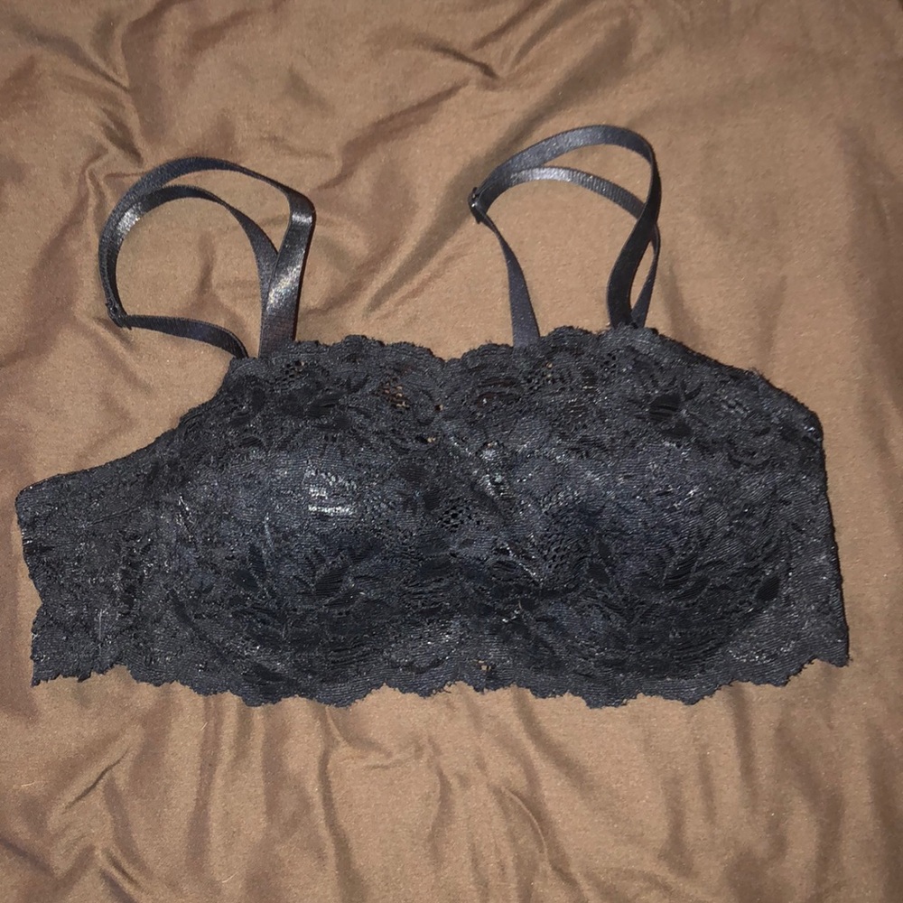 Black lace bra